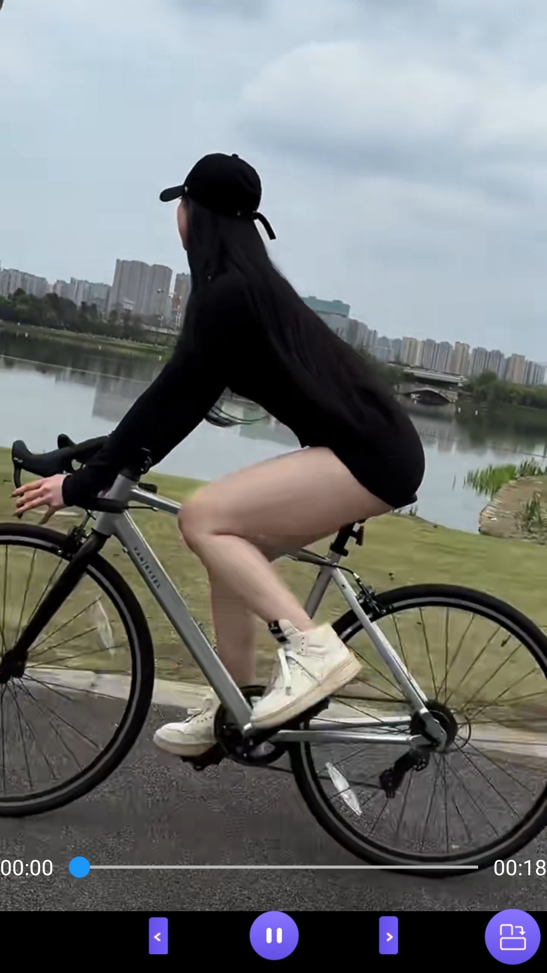 成为主人的脚垫微博截图